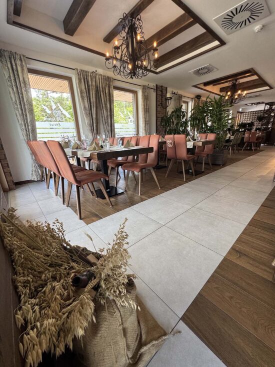 KULA Restaurant