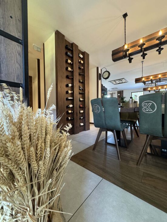 KULA Restaurant