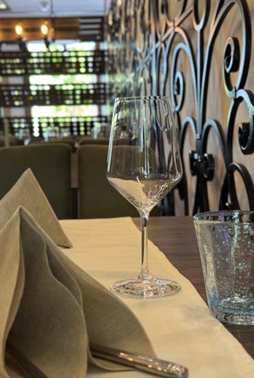KULA Restaurant